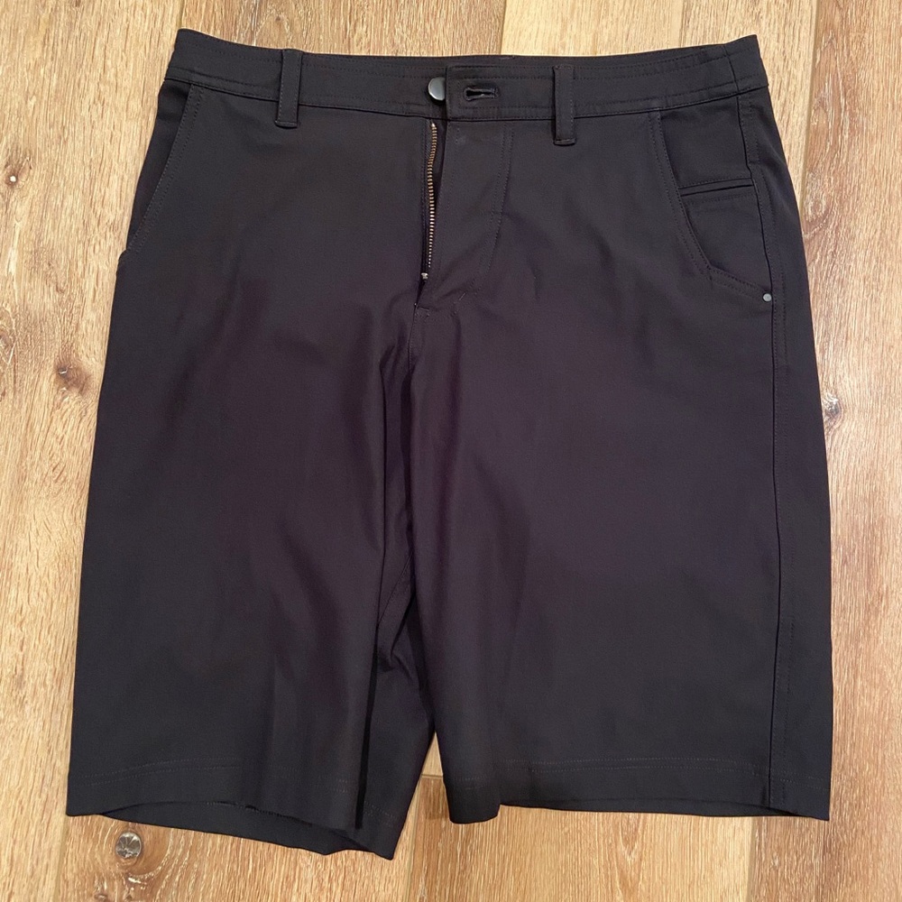 Lululemon Commission Short